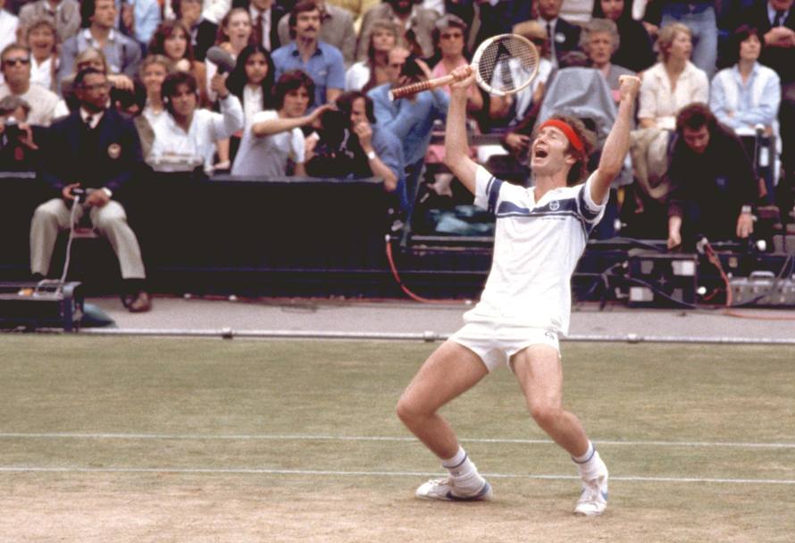 L’esultanza di John McEnroe che conquista Wimbledon 1981 (Afp)